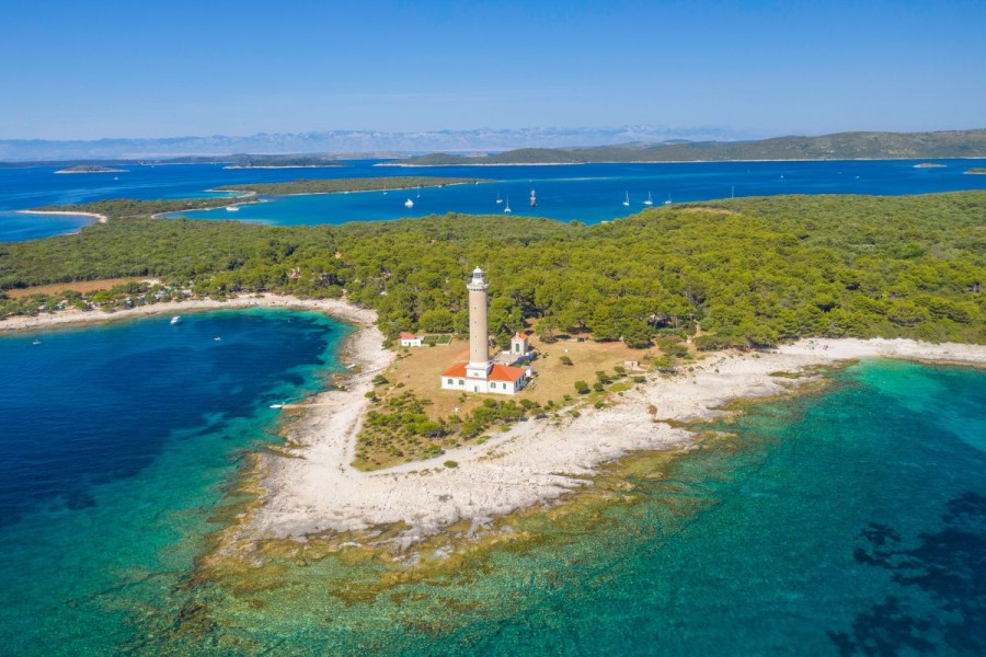 Veli Rat Lighthouse - Things to do in Dugi otok